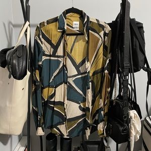 Long Sleeve Zara Shirt with Abstract Patterns